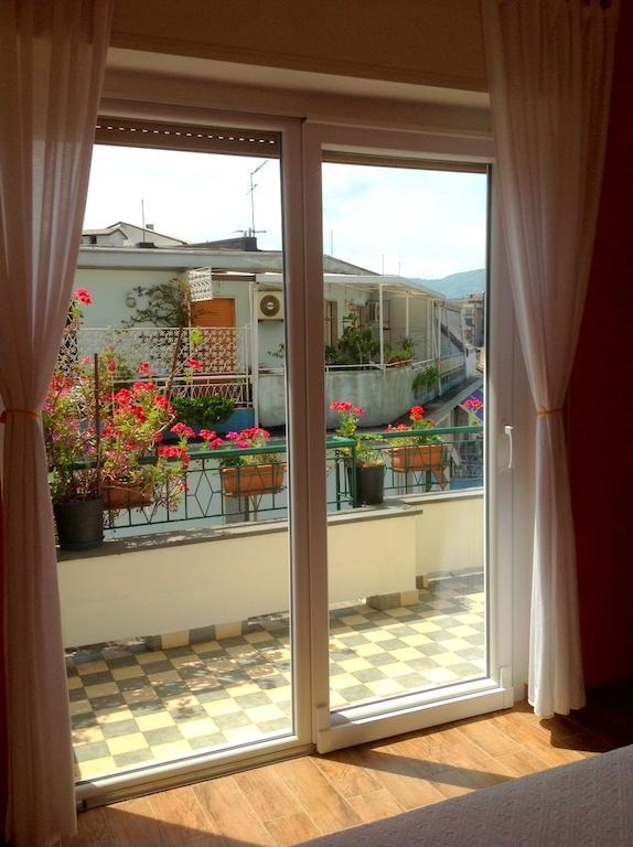 Attic Apartment Rapallo Bilik gambar