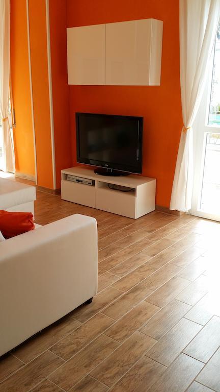 Attic Apartment Rapallo Bilik gambar